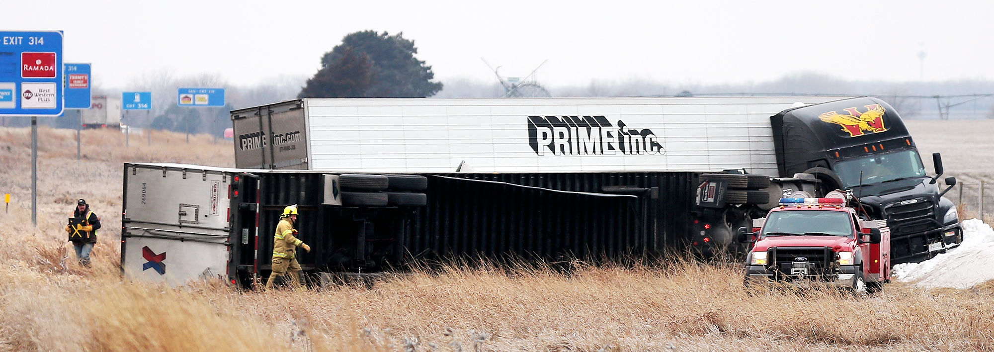 012319_2semiI80Accident001_bjs.JPG